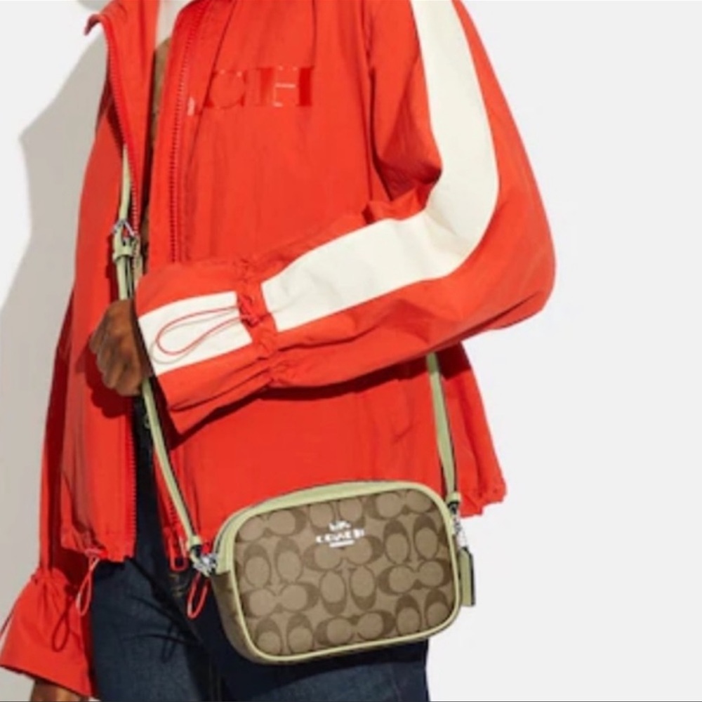 Coach Mini Jamie Camera Bag In Signature Canvas
SV/Khaki/Pale Lime
NWT - Picture 8 of 16